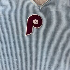 Nikibiki Powder blue Women’s Phils Ribbed V-Neck Crop Tank with Maroon Patch!!